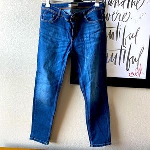 Zara jeans